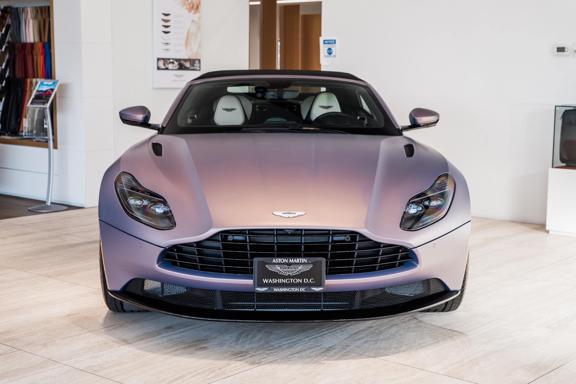 New-2021-Aston-Martin-DB11