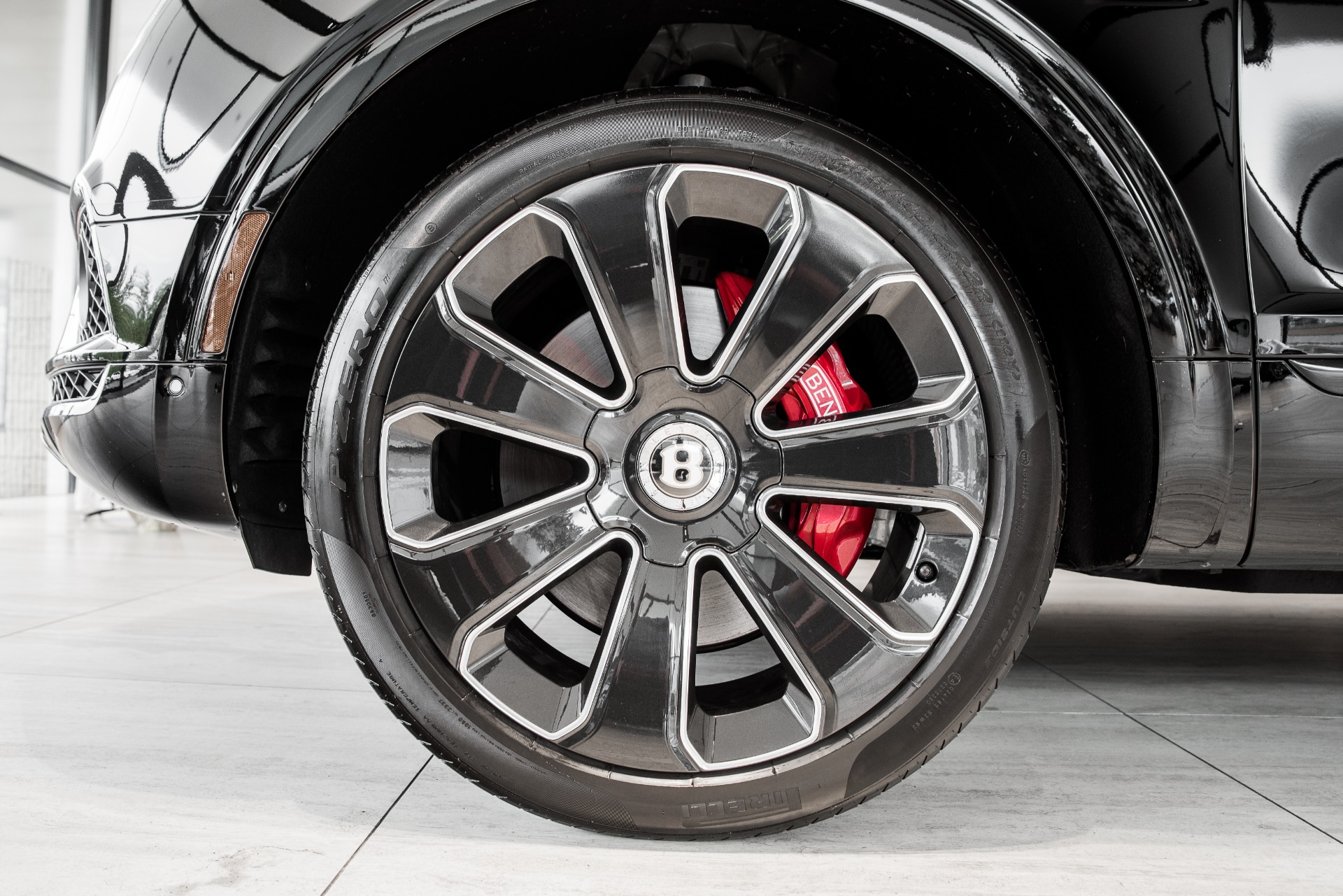 Used-2020-Bentley-Bentayga